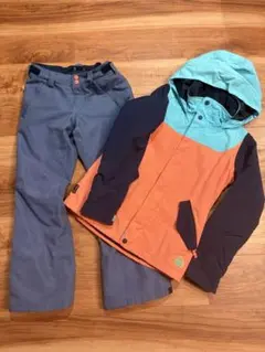 2026年最新】バートン 上下セットの人気アイテム - メルカリ