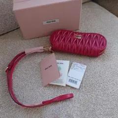 2026年最新】miumiu バッグチャームの人気アイテム - メルカリ