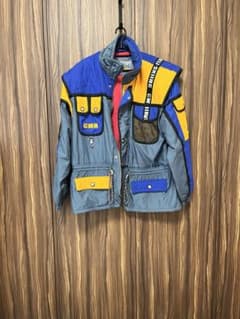 CMH カナディアンマウンテンホリデイズ ヘリスキー スキーウェア