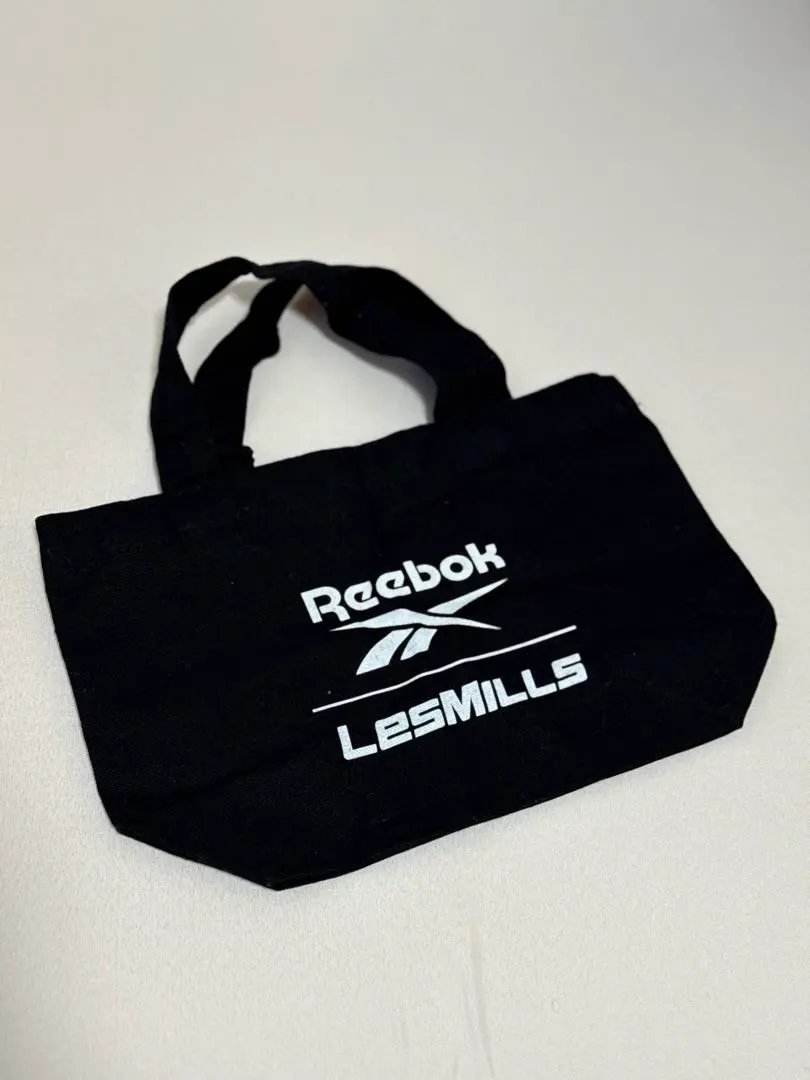 2026年最新】レスミルズ トートバッグの人気アイテム - メルカリ