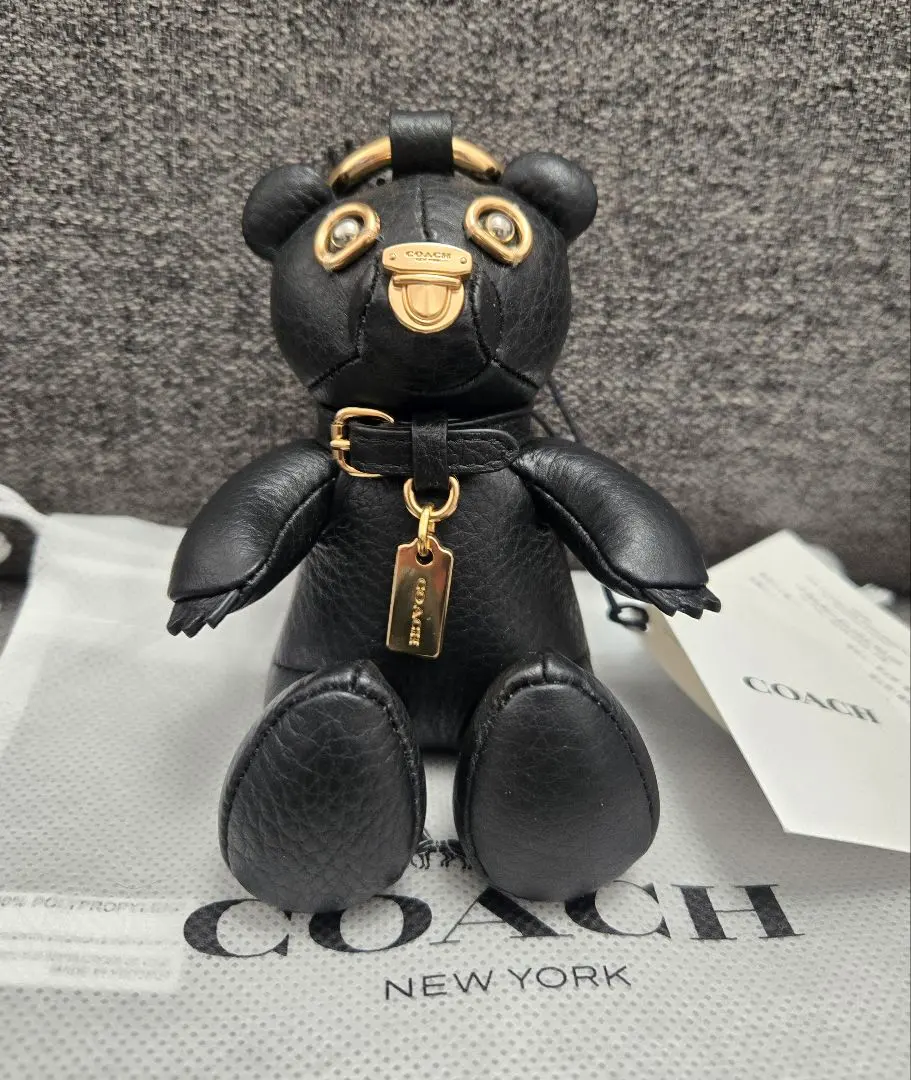 2026年最新】コーチベアチャームの人気アイテム - メルカリ