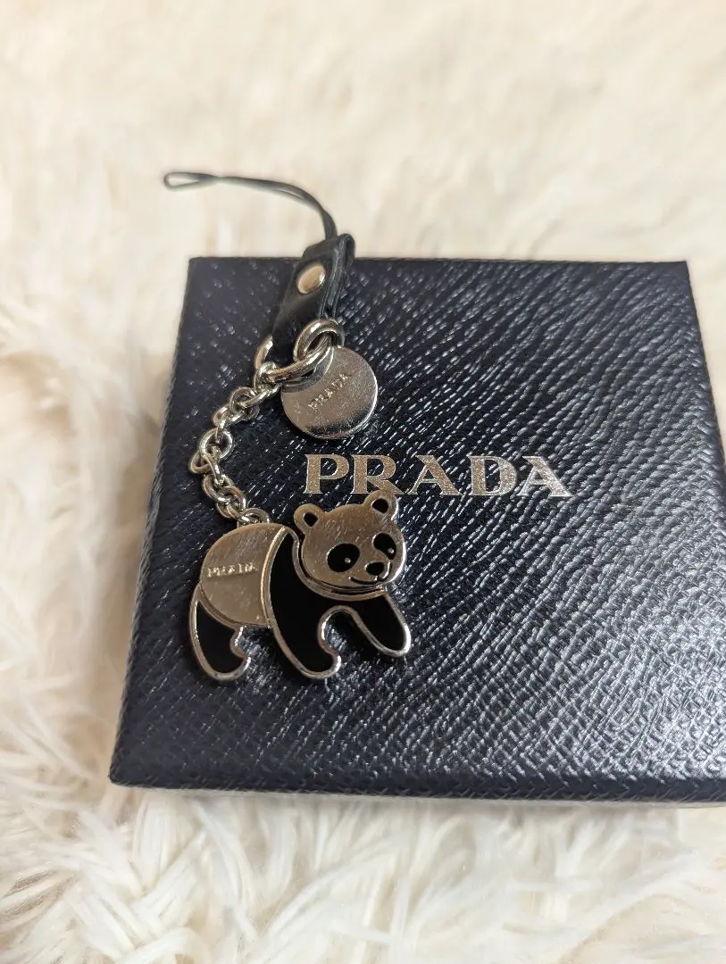 2026年最新】プラダ PRADA パンダの人気アイテム - メルカリ