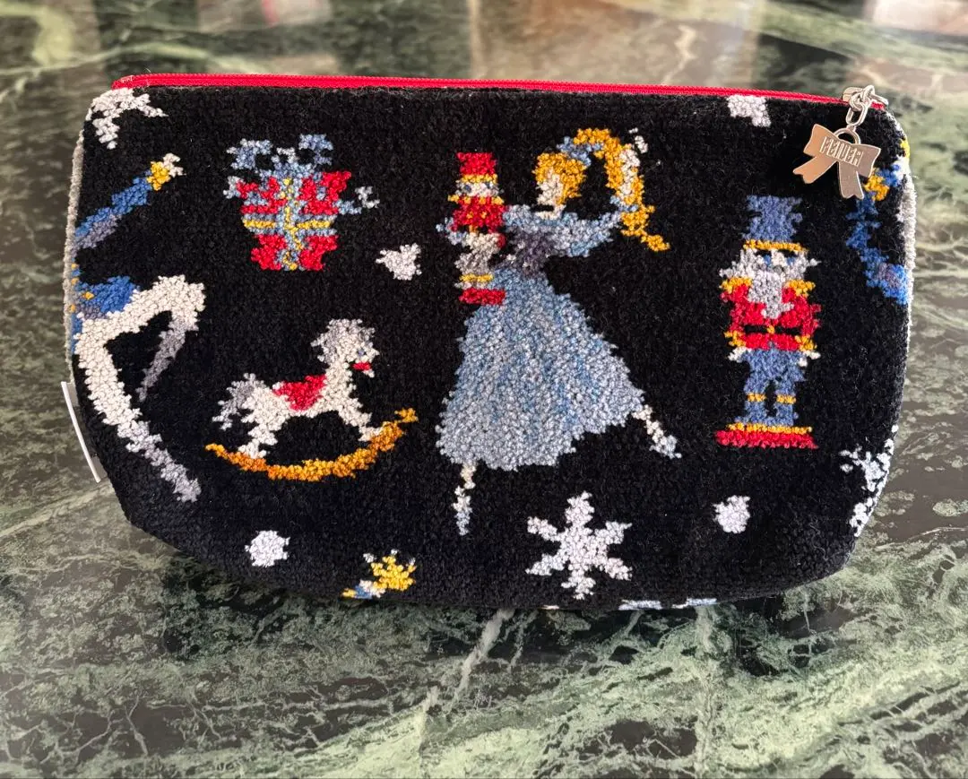 2026年最新】フェイラー くるみ割り人形 ポーチの人気アイテム - メルカリ