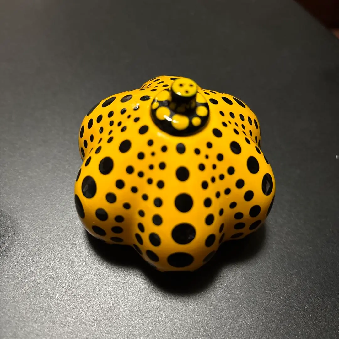 2026年最新】草間彌生 ペーパーウェイトの人気アイテム - メルカリ