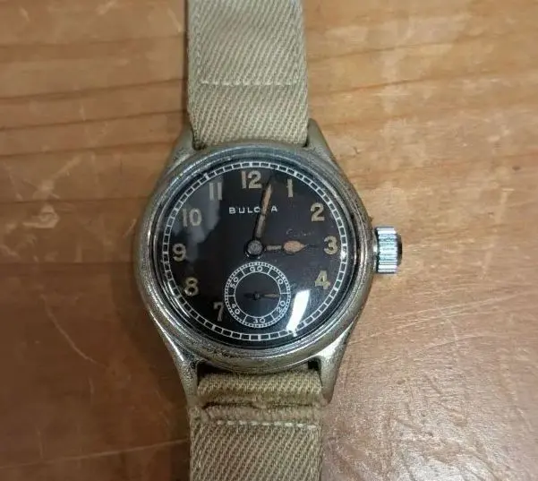 故障品】BULOVA ブローバ1940年代army 陸軍古董‐ Mercari 日本最大二手