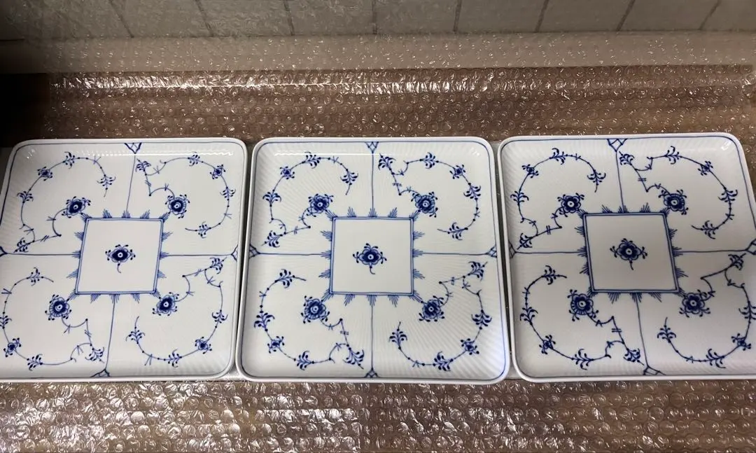 2026年最新】ロイヤルコペンハーゲン ブルーフルーテッドプレイン