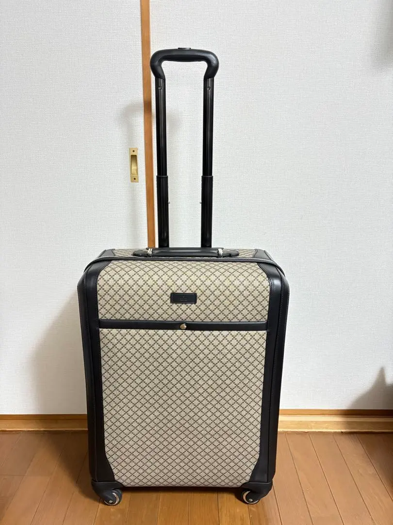 2026年最新】スーツケース グッチの人気アイテム - メルカリ