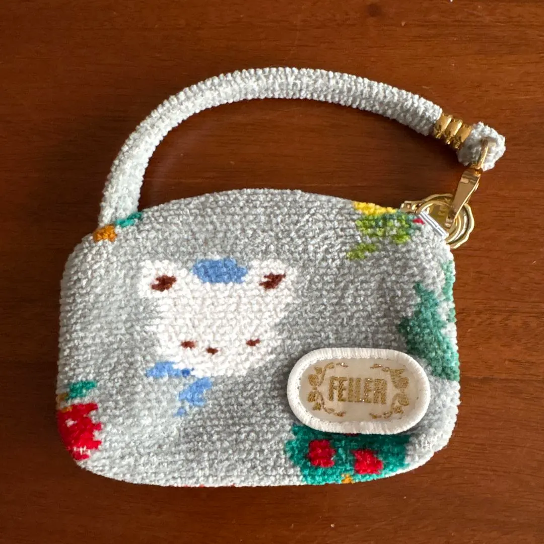 2026年最新】FEILER familiar サイドポーチの人気アイテム - メルカリ