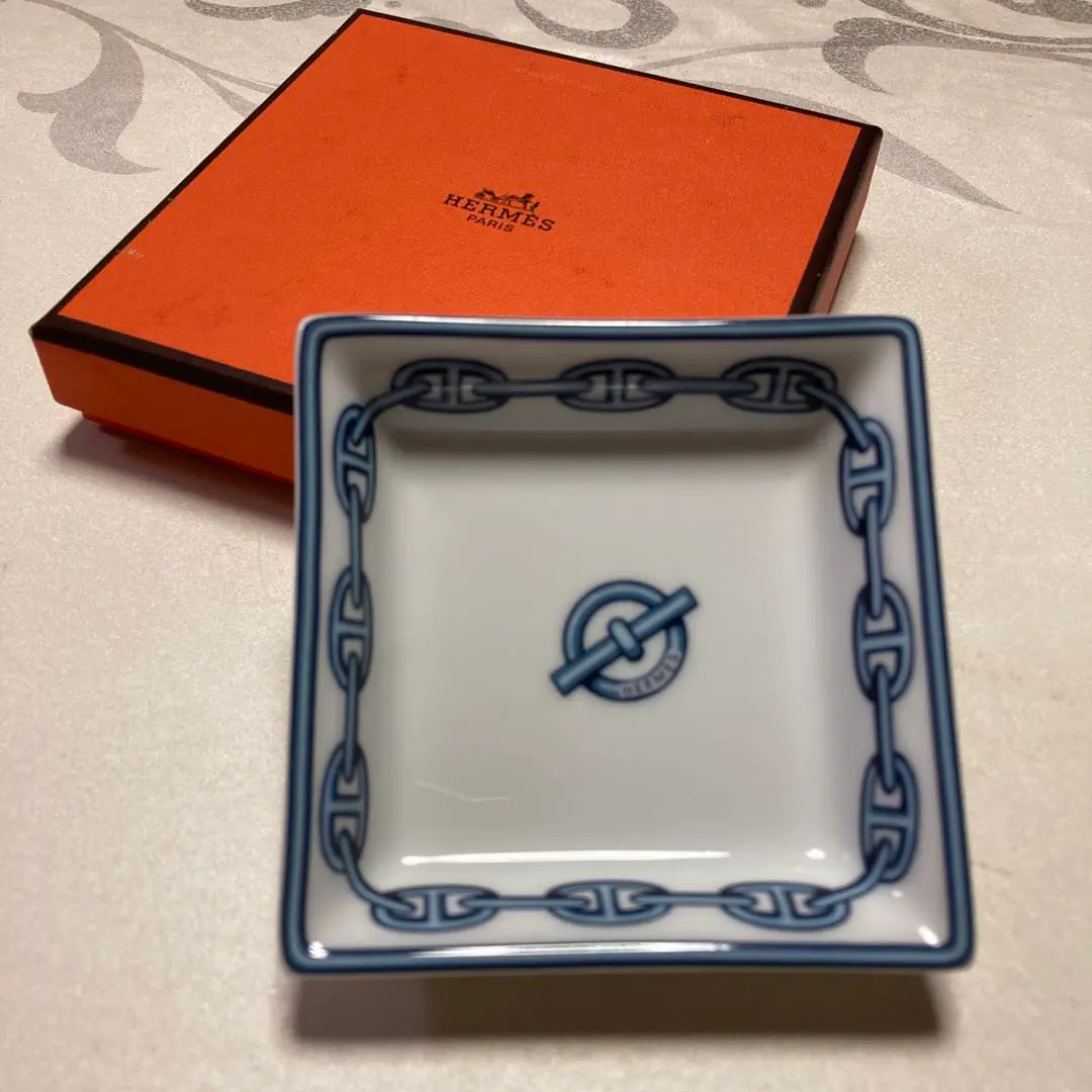 2026年最新】エルメス シェーヌダンクル 灰皿の人気アイテム - メルカリ