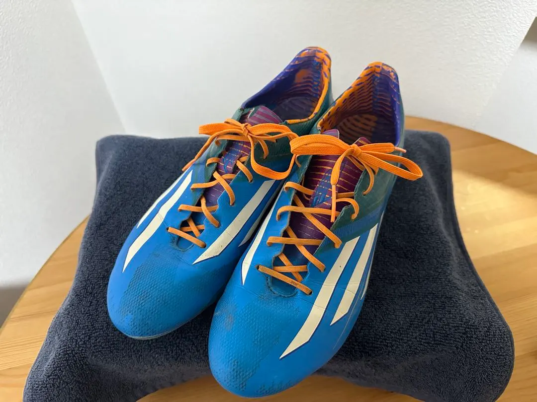 2026年最新】アディゼロf50 26.5の人気アイテム - メルカリ