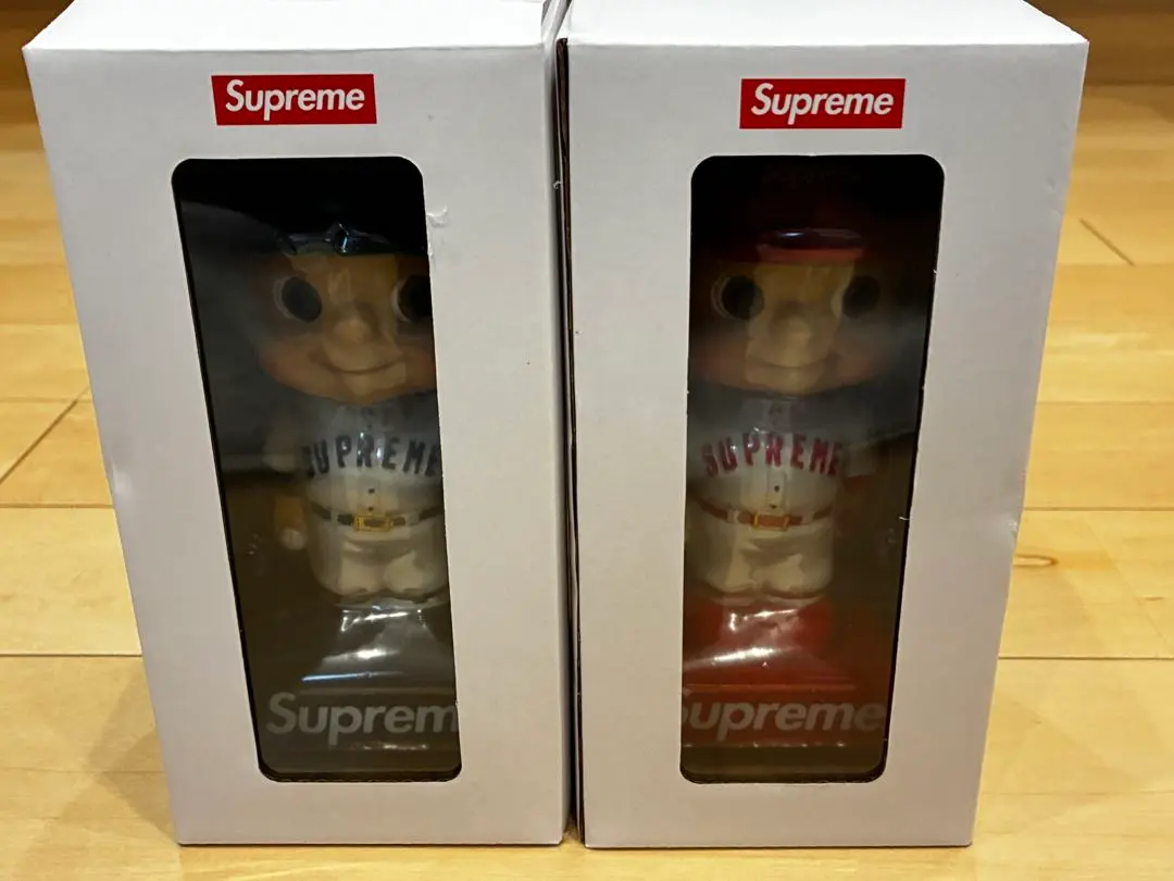 2026年最新】supreme ボブルヘッドの人気アイテム - メルカリ