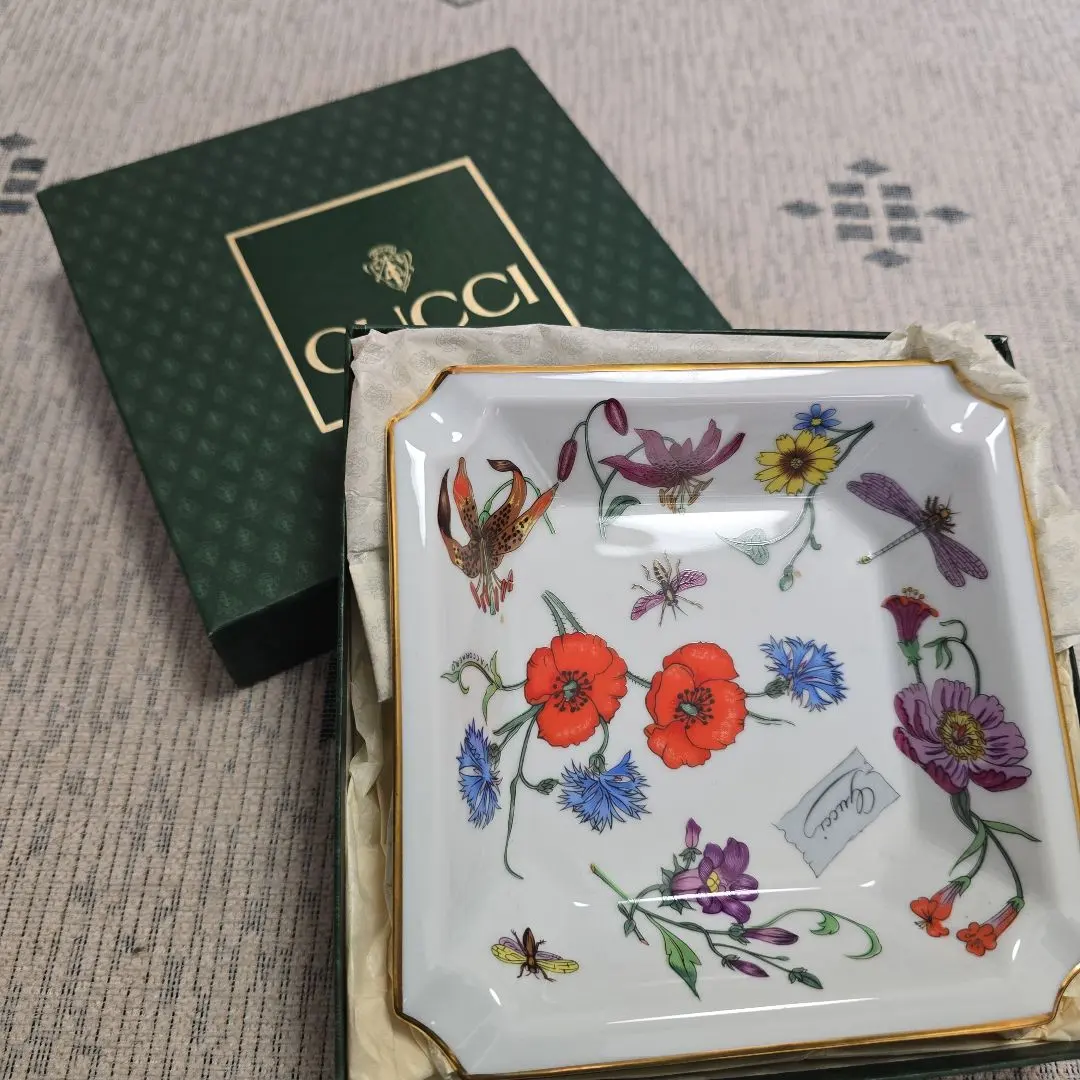 2026年最新】グッチ 灰皿の人気アイテム - メルカリ