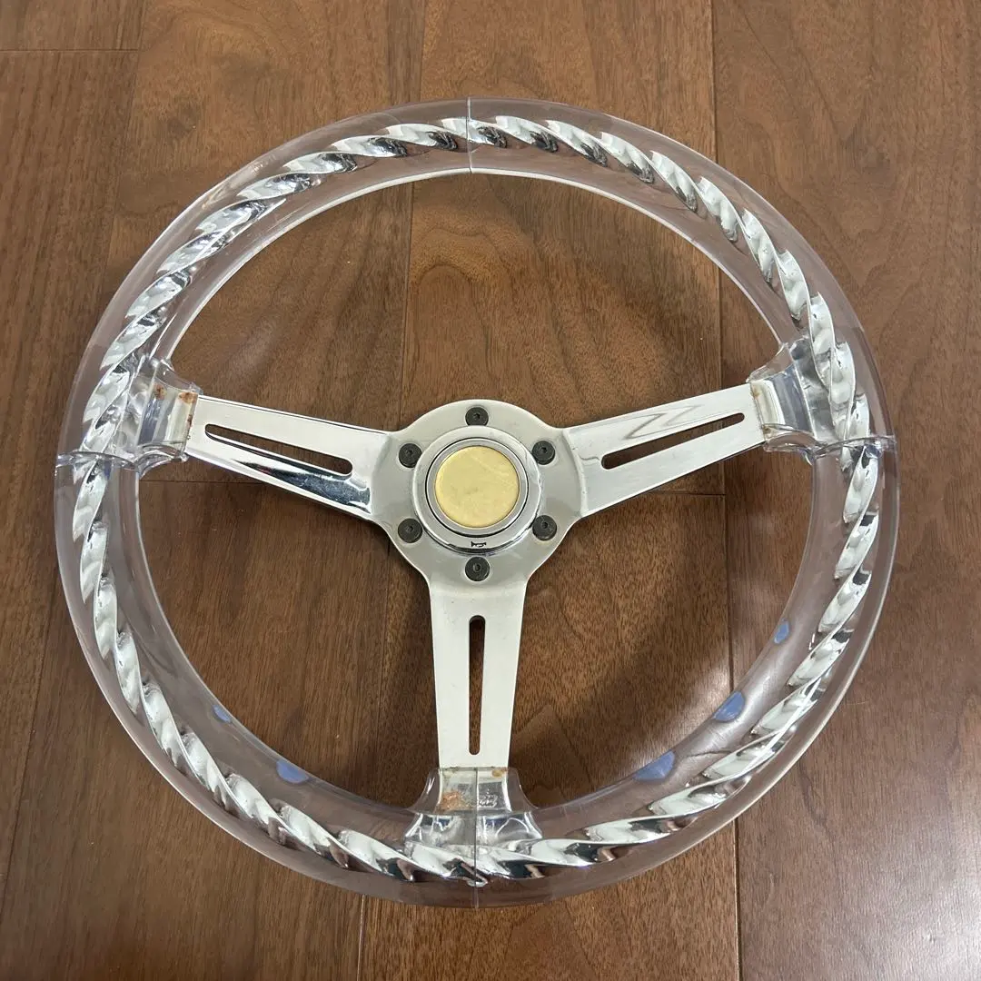 アクリル ツイスト ステアリング MOMO ピッチ70