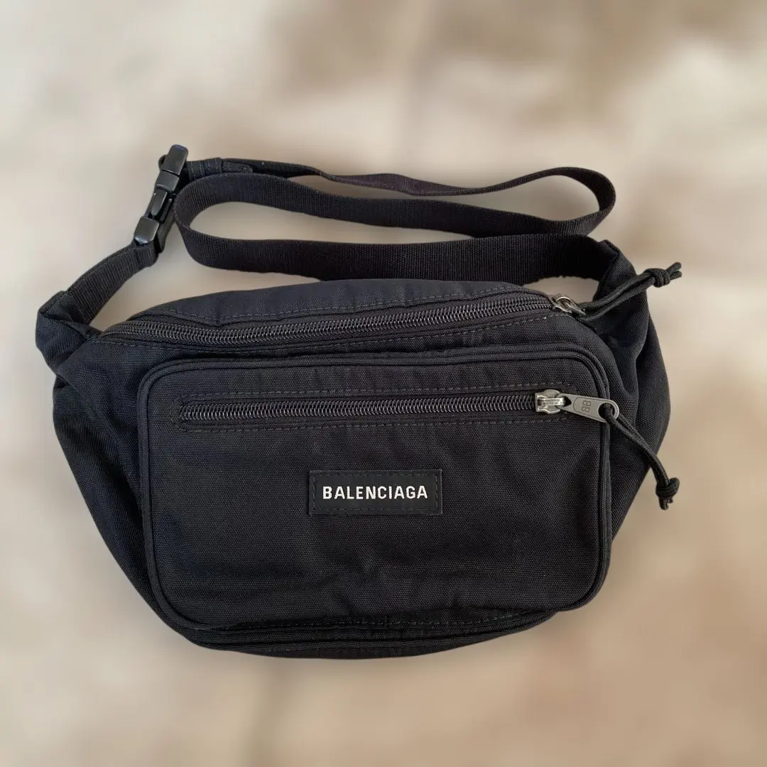 2025年最新】BALENCIAGA ボディバッグ・ウエストポーチの人気アイテム