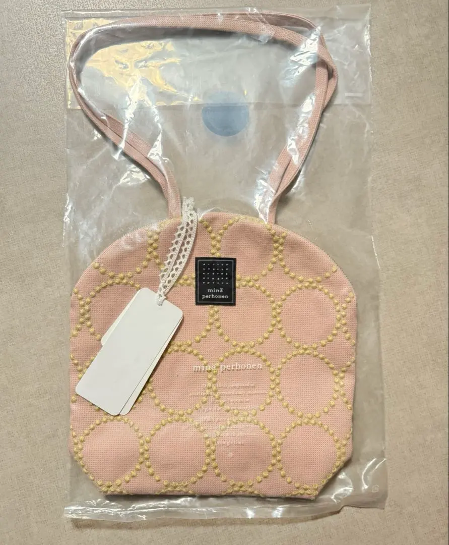 2026年最新】マフィン ミナペルホネンの人気アイテム - メルカリ