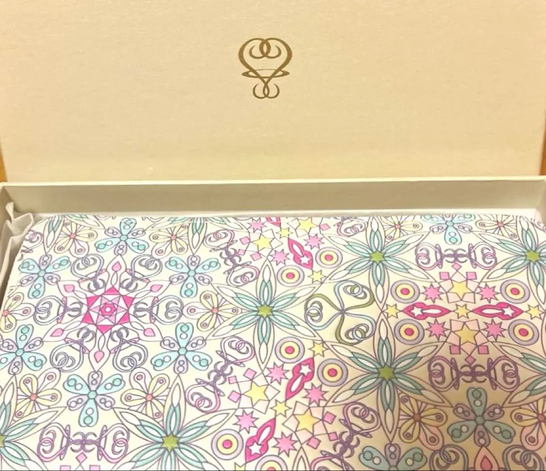 m24850565257_1.jpg?1762653815