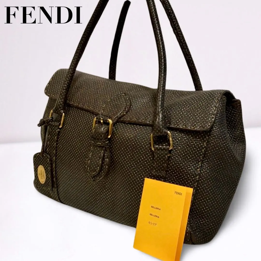 2026年最新】フェンディ セレリア リンダ バッグの人気アイテム - メルカリ