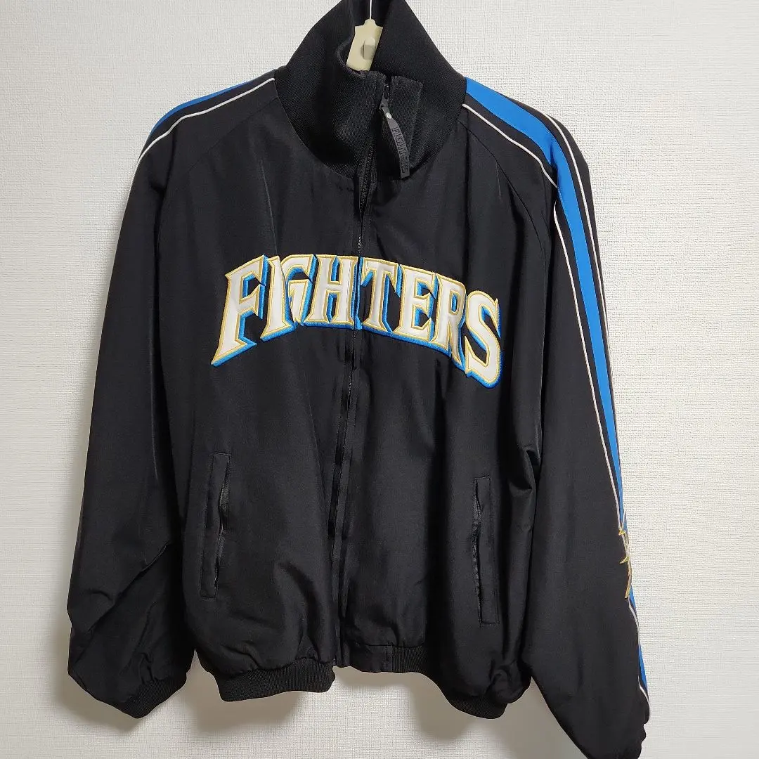 2026年最新】日本ハムファイターズ ジャンパーの人気アイテム - メルカリ