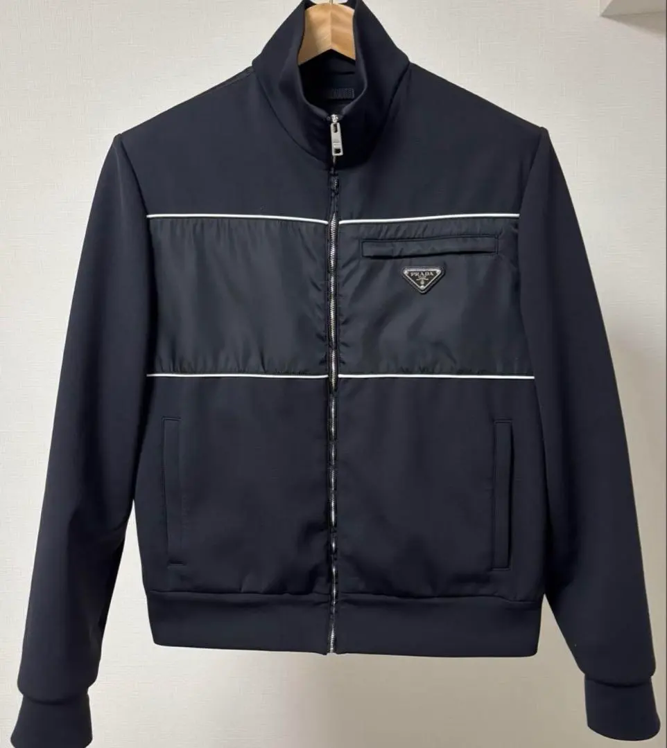 2026年最新】PRADA ジャージの人気アイテム - メルカリ