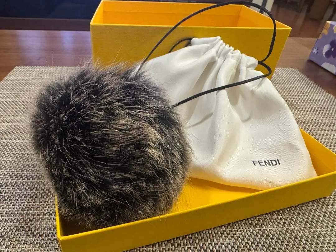 2026年最新】フェンディ ポンポンチャーム チャームの人気アイテム