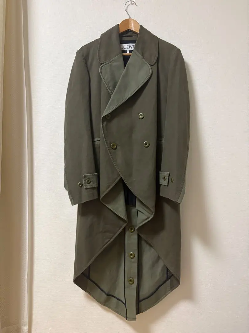 2026年最新】LOEWE チェスターコートの人気アイテム - メルカリ