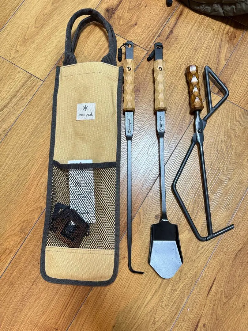 2026年最新】スノーピーク 焚火ツールセットproの人気アイテム - メルカリ