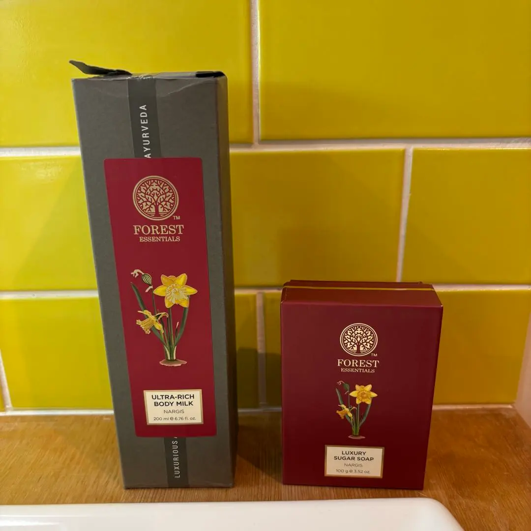 2026年最新】フォレストエッセンシャルズの人気アイテム - メルカリ