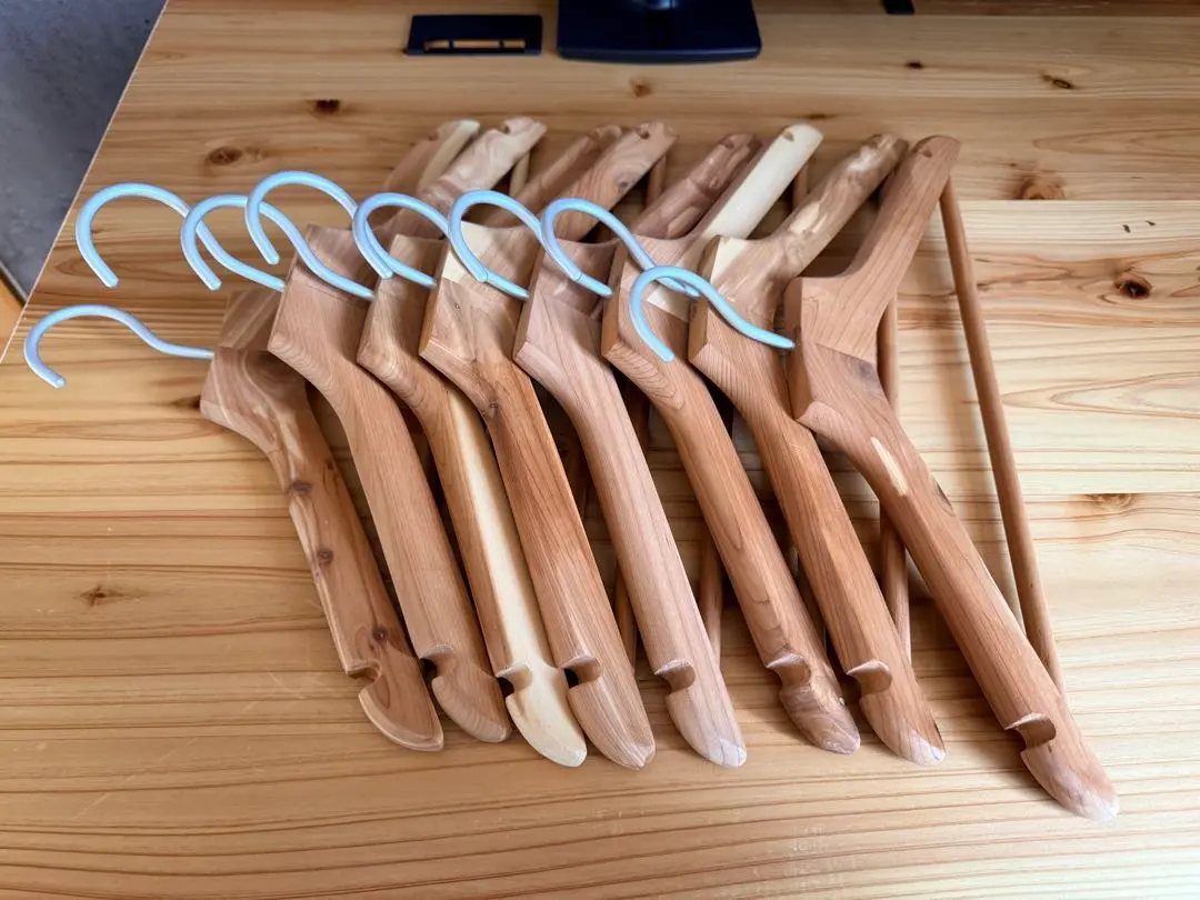 2026年最新】無印良品 ハンガー レッドシダーの人気アイテム - メルカリ