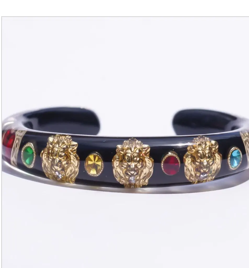 2026年最新】ruka バングルの人気アイテム - メルカリ