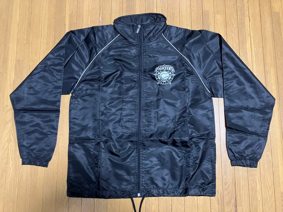 2026年最新】日本ハムファイターズ ジャンパーの人気アイテム - メルカリ