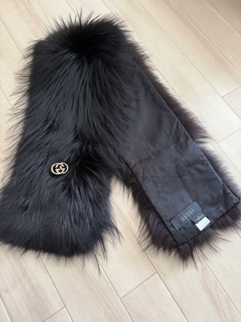 2026年最新】グッチ ファー ストールの人気アイテム - メルカリ