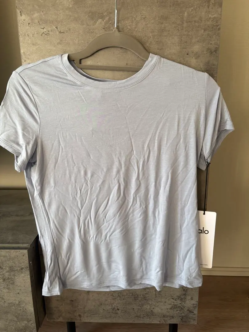 2026年最新】ALO Yoga Tシャツ・カットソーの人気アイテム - メルカリ