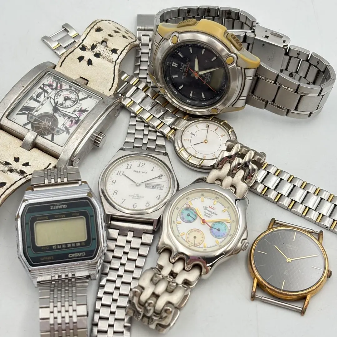 2026年最新】crownfan 時計の人気アイテム - メルカリ