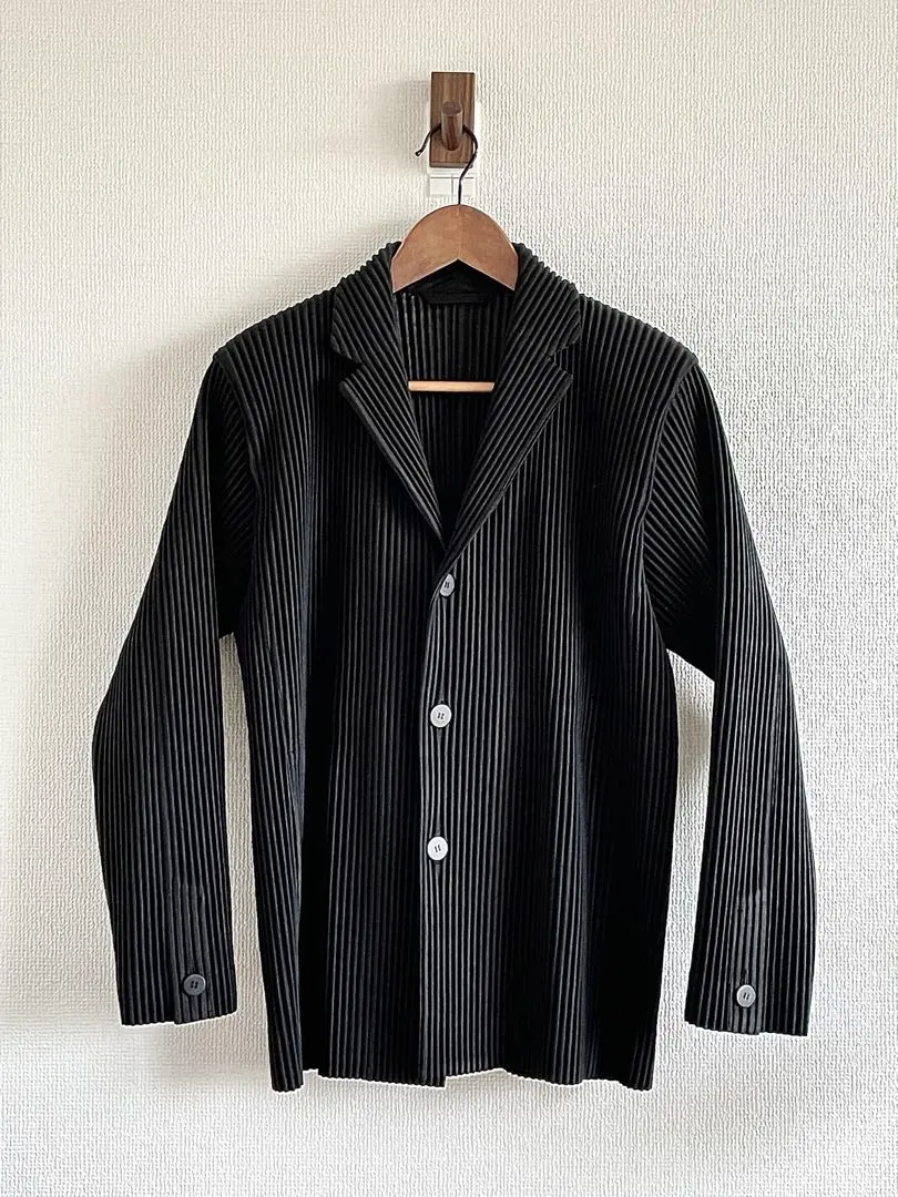 2026年最新】HOMME PLISSE ISSEY MIYAKE カラー：ブラック系