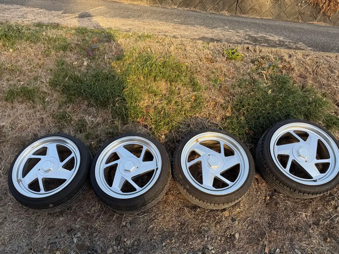 m35669849267_1.jpg?1765618391