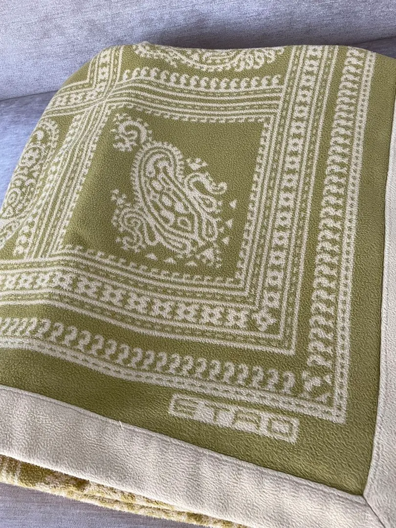 2026年最新】エトロ 羽毛 肌掛け 布団の人気アイテム - メルカリ