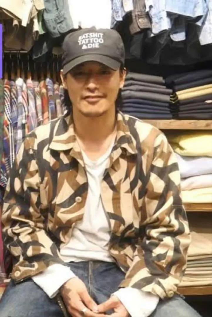 2026年最新】asat トライバルカモ シャツの人気アイテム - メルカリ