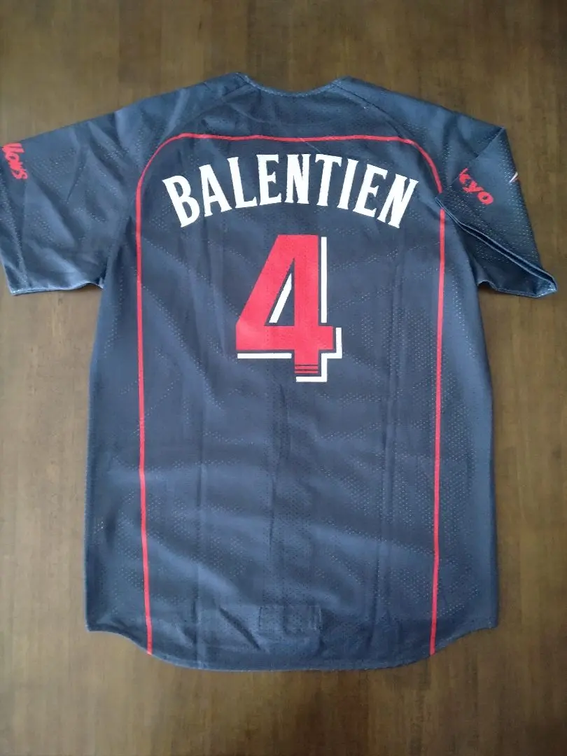 2026年最新】バレンティン ユニフォームの人気アイテム - メルカリ