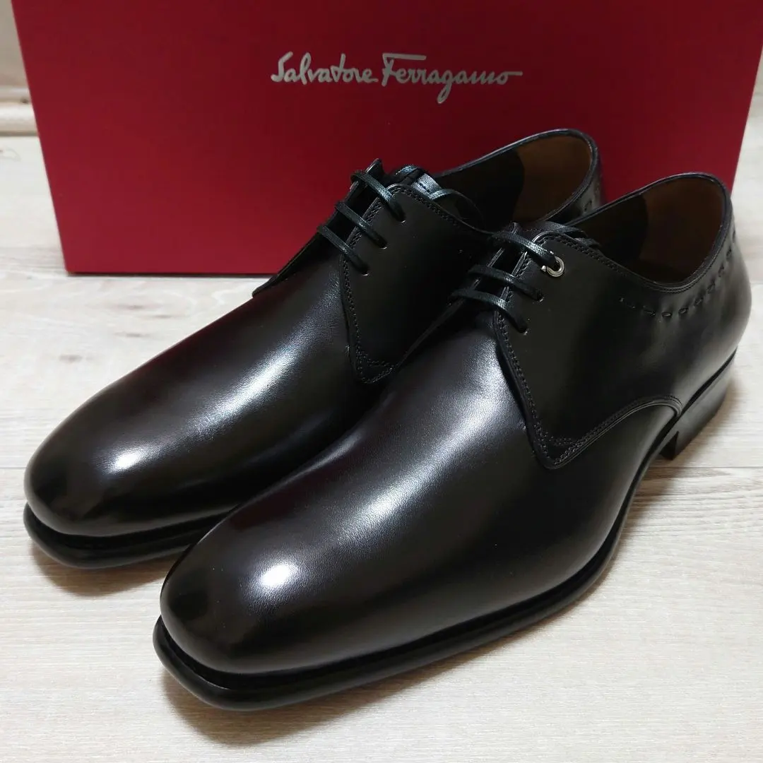 2026年最新】フェラガモ tramezzaの人気アイテム - メルカリ
