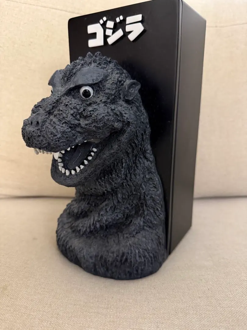 2026年最新】ゴジラティッシュケースの人気アイテム - メルカリ