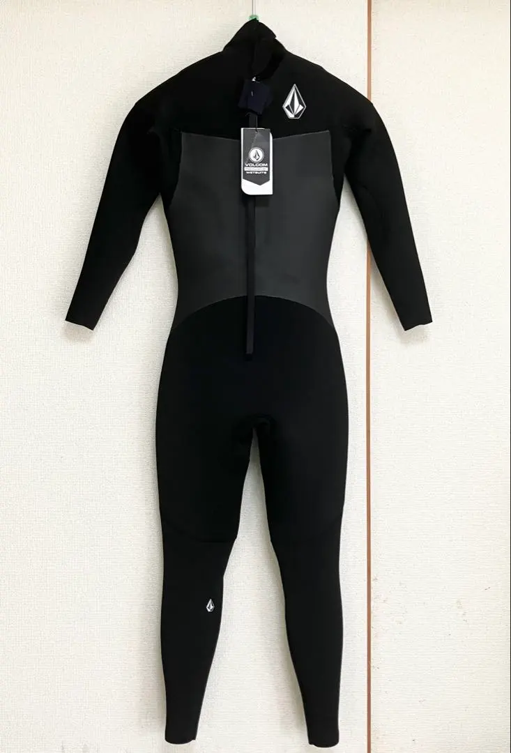 2026年最新】VOLCOM ドライ・セミドライスーツの人気アイテム - メルカリ