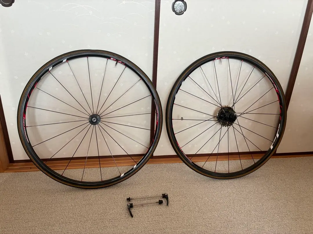 FFWD F2R チューブラー超軽量