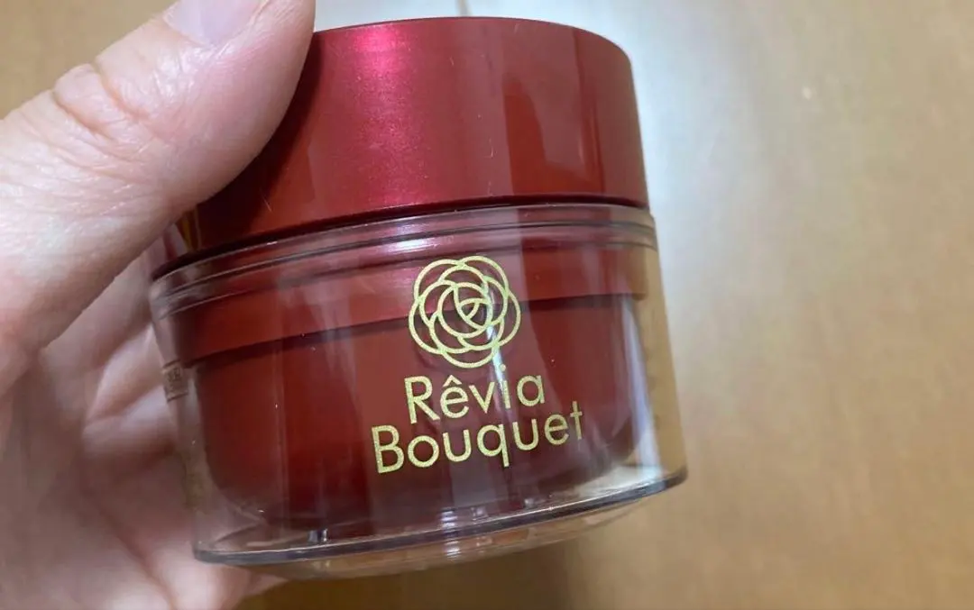 2025年最新】レヴィア 薬用フレグランスクリームの人気アイテム - メルカリ