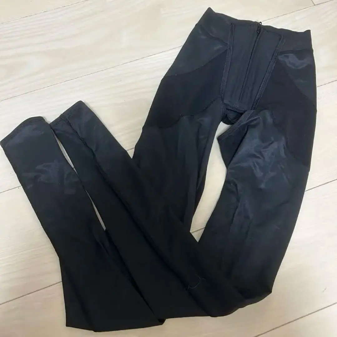 2026年最新】Amulet 着圧ソックス・着圧レギンスの人気アイテム - メルカリ