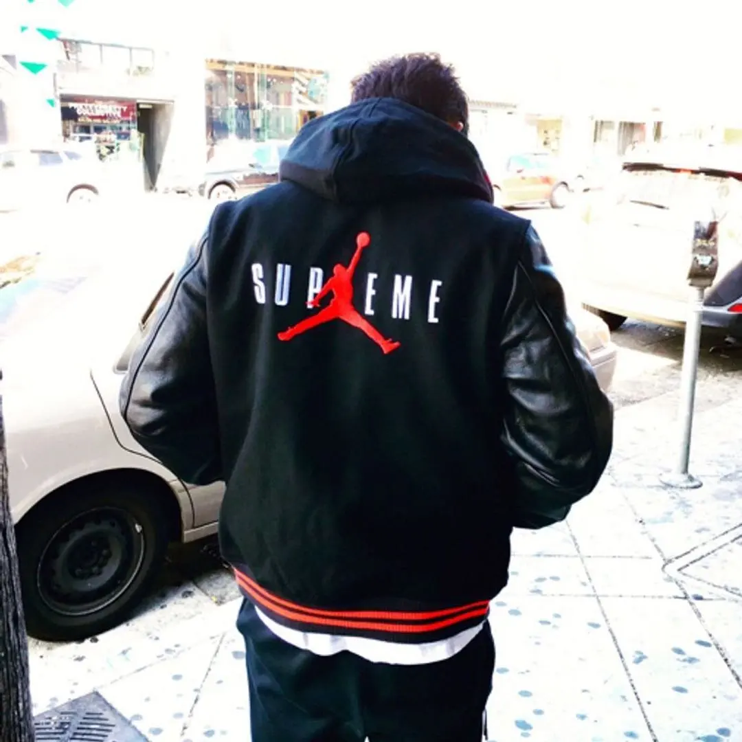 2026年最新】supreme jordan スタジャンの人気アイテム - メルカリ