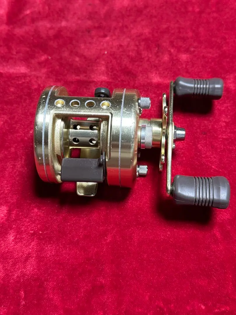 2026年最新】シマノ 12カルカッタ200の人気アイテム - メルカリ