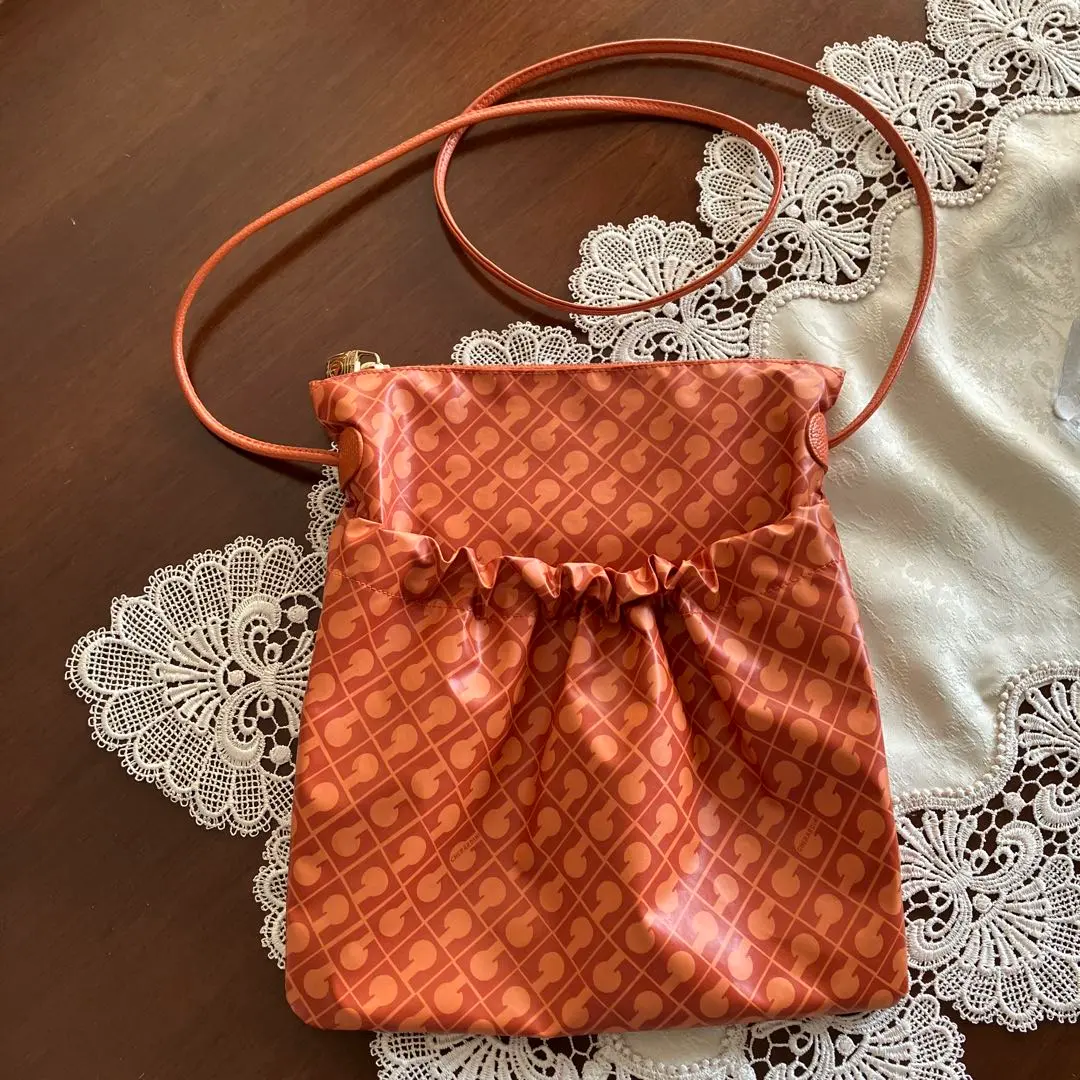 2026年最新】ゲラルディーニ ポシェットの人気アイテム - メルカリ