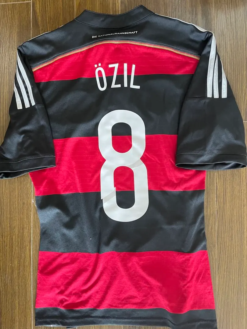 2026年最新】ドイツ代表 ユニフォーム エジルの人気アイテム - メルカリ