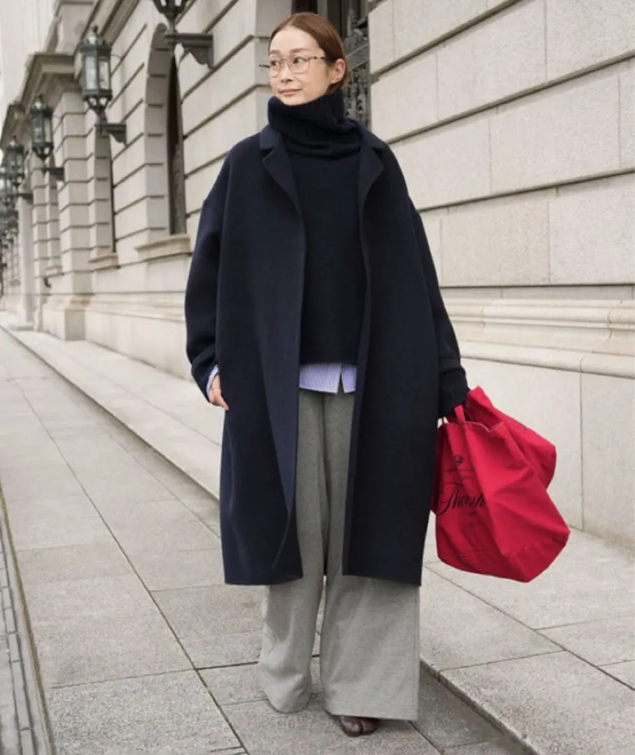 m44641556812_1.jpg?1764421937