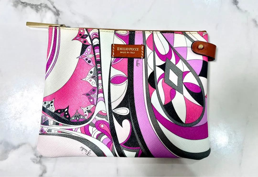 2026年最新】エミリオプッチ ミニポーチの人気アイテム - メルカリ